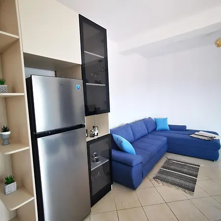 B&i Apartment *